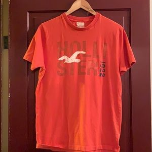 Hollister worn look tee